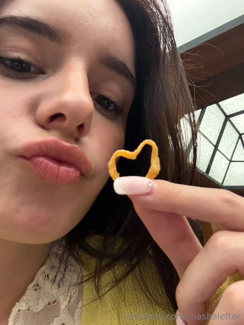 Comment and like for a surprise in your dms 