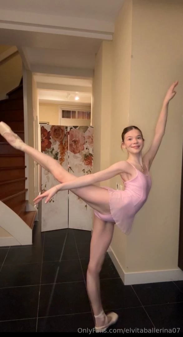 Ballet w my favorite color 