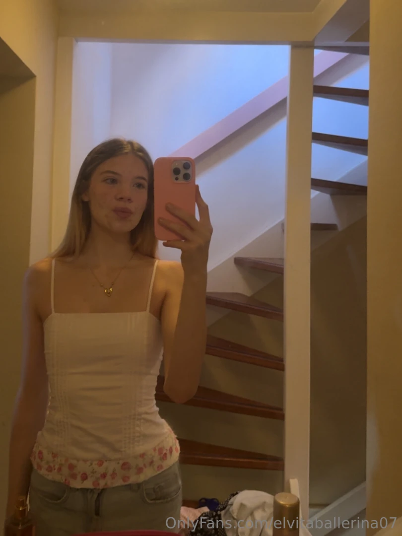 Heyyy i designed some cute stuff today how do you like it 