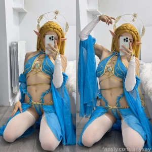 I m waiting for you my hero princesszelda thighs thighhighs feet foot