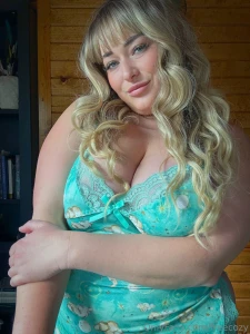 Tell me all your naughtiest fantasies part 2