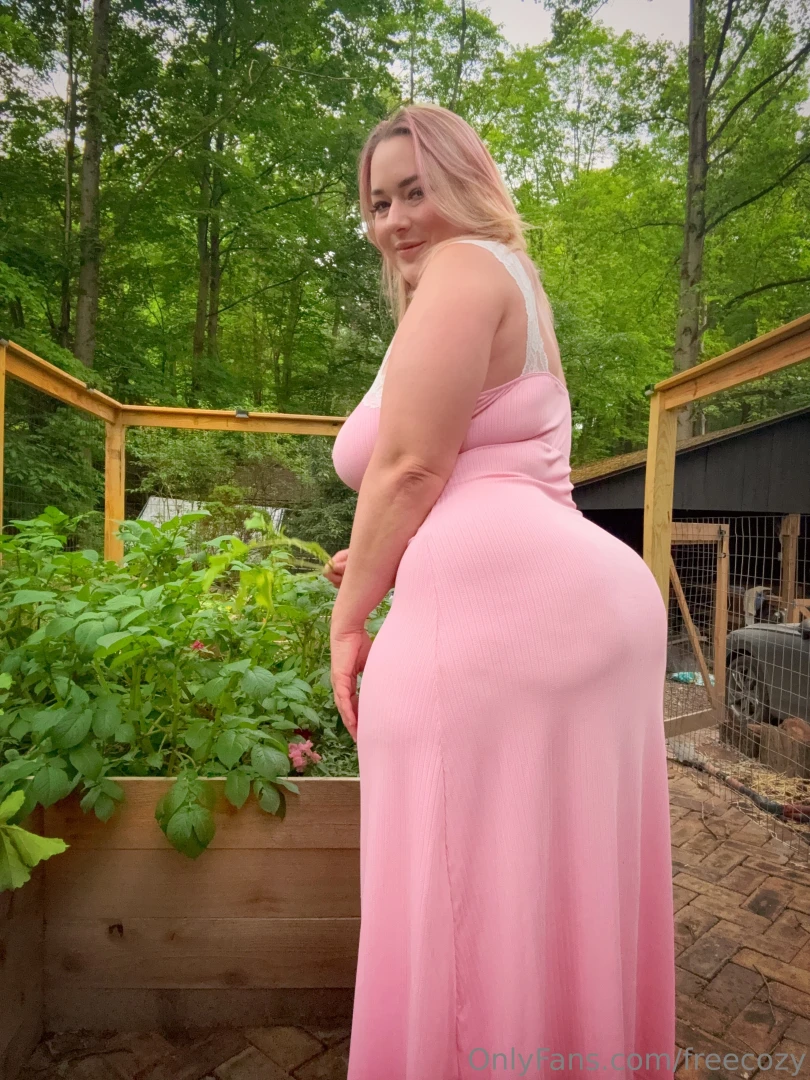 Spending some time outdoors and enjoying the view are you 