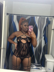 Sexy in any colour my pussy looks extra fat tonight part 6