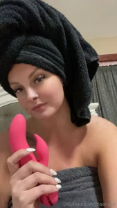 Steamy shower fun so much fun can you count how many times i finished