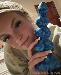 New favorite toy alert 6 5 minutes full of squirting my pussy just