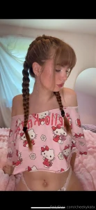 This top always makes me feel cute part 1