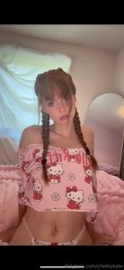 This top always makes me feel cute part 2