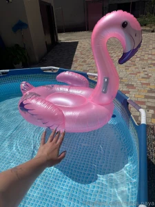 Guys i saw a lot of messages in my dms but not many likes on the post