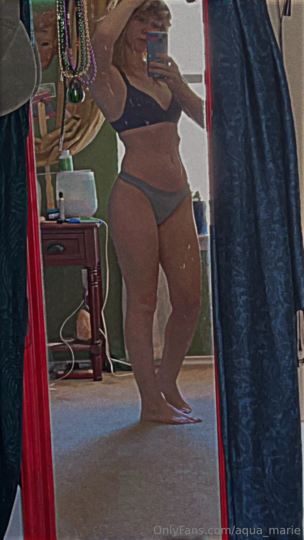 I m tired of the cold i need bikini weather 