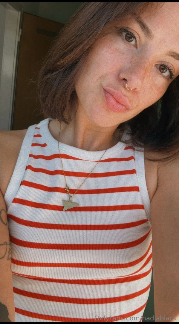 Avete gia conosciuto la mia amica amelia ciao sono amelia questo 