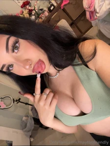 Hi babies i just turned 18 and everyone wanted me to drop my onlyfans