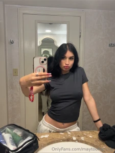 Going live everyday who s going to play with me