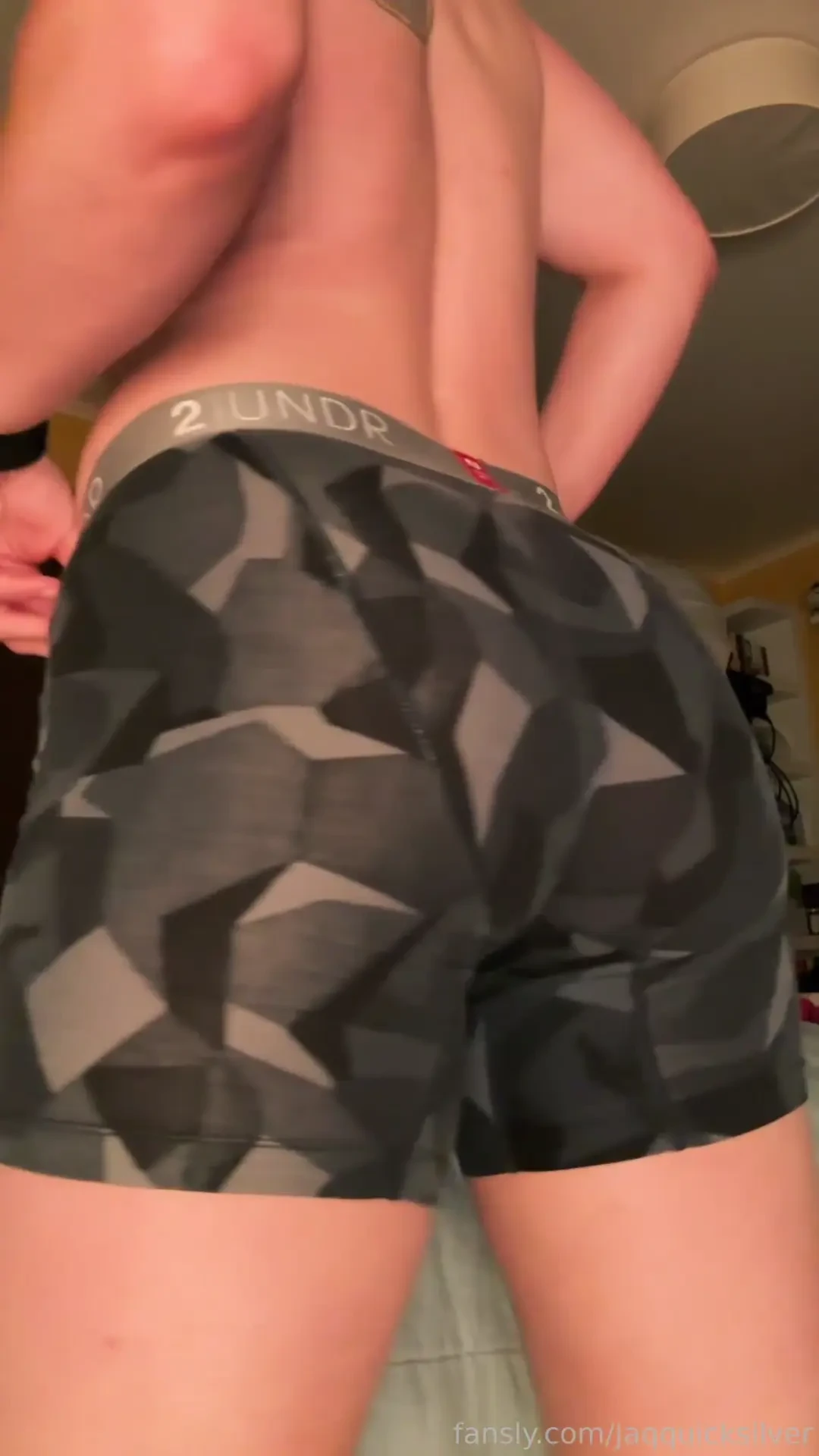 I was really feelin my ass hehe trans transmasc nonbinary boi queer 