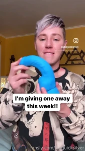 Slang this thing yourself by entering my free instagram giveaway it part 1