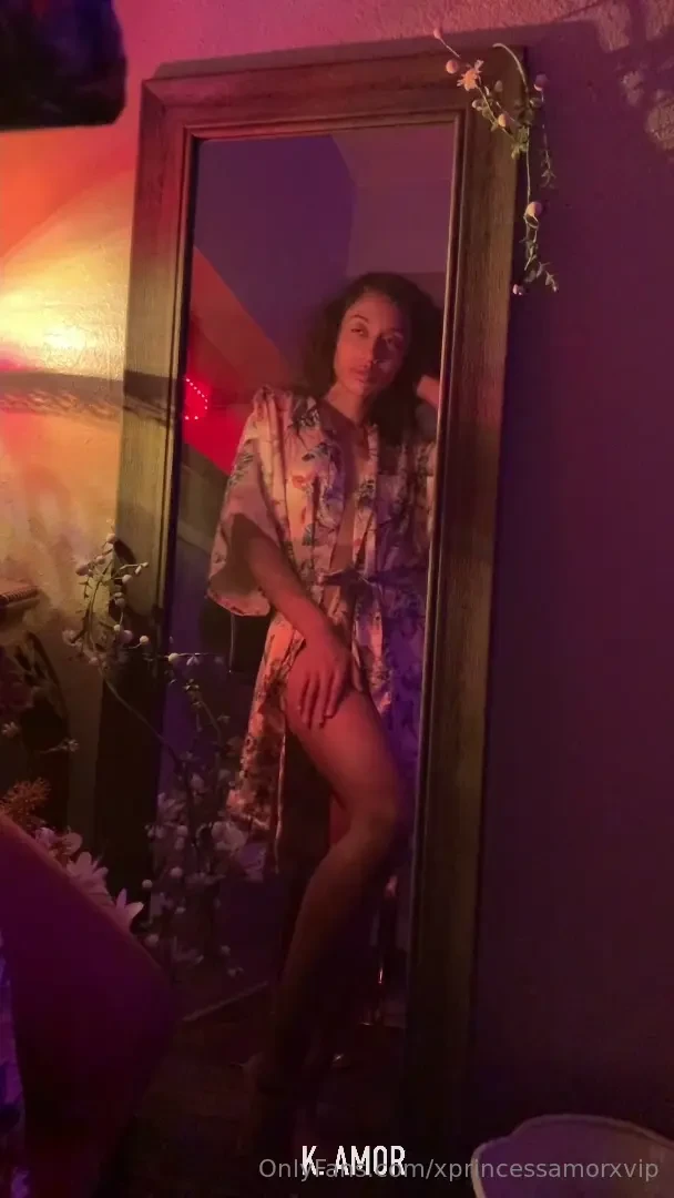 A little video from my set midsummer s night dream i love expressing 