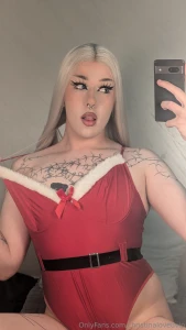 One look one thought that s all it takes