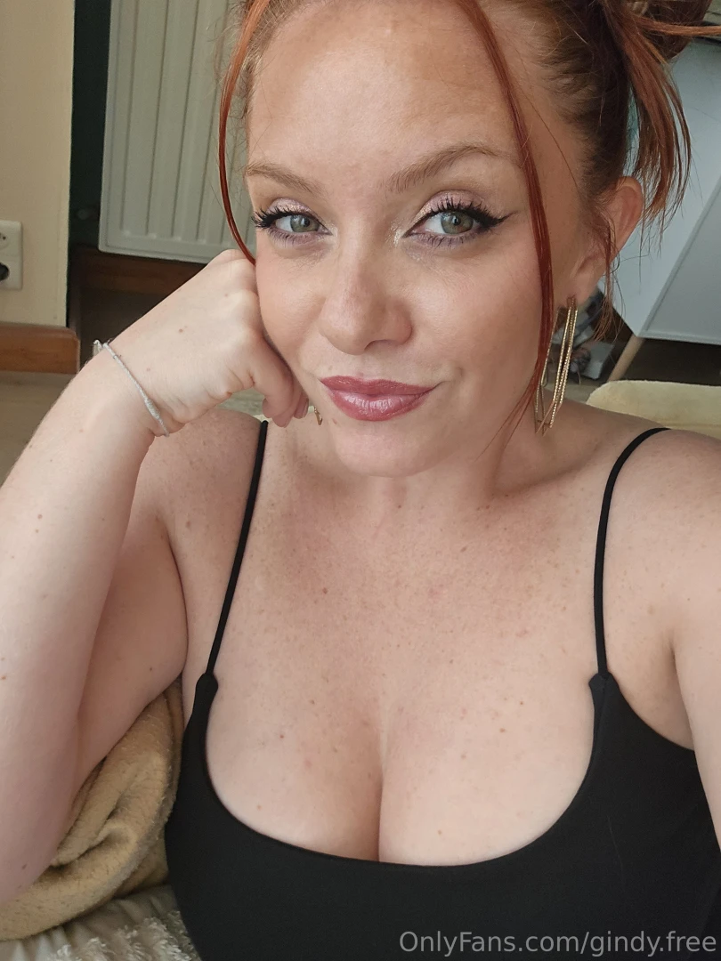 Je suis tremp e la qui vient m ponger 