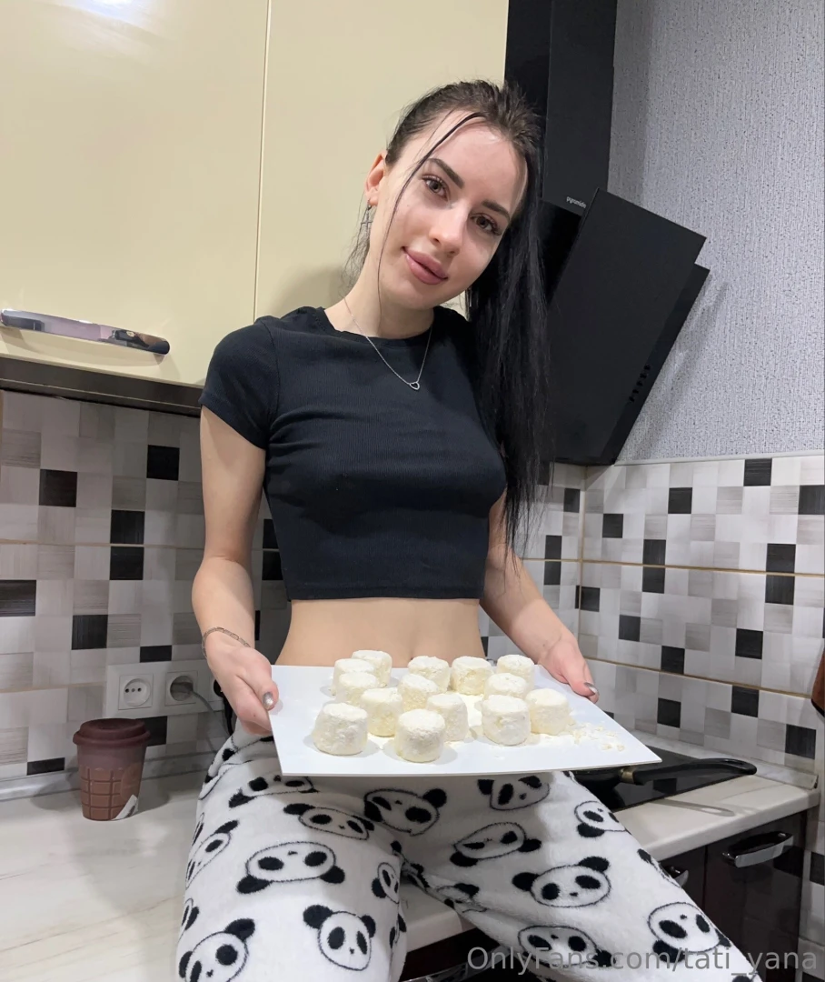 There s a drop of happiness in every bite of sweet it s a small part 1 