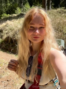 Today i decided to expand my universe and go on a hike myself to