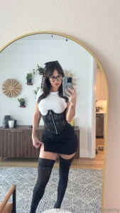 Goth mommy with glasses or without part 1