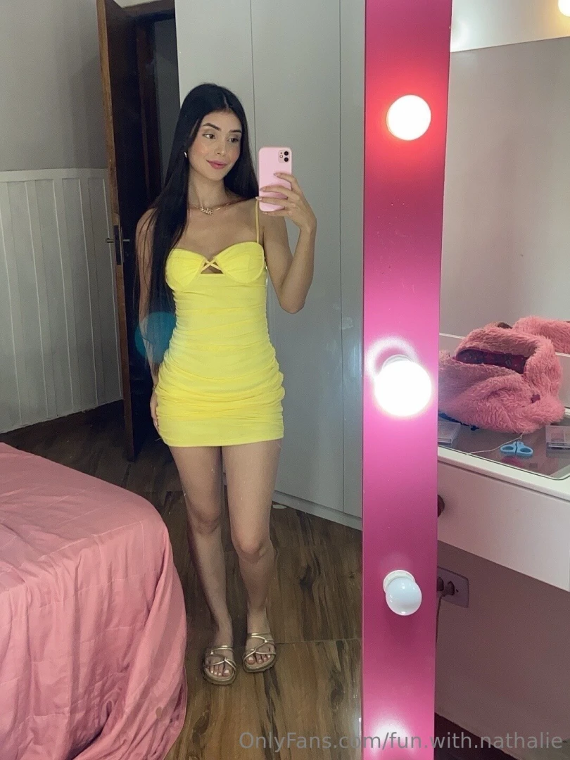 I like yellow so much 