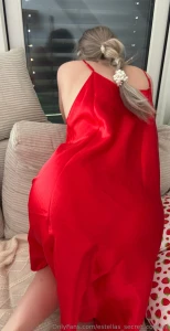 Lazy days part 1 like all posts to get a free part 3