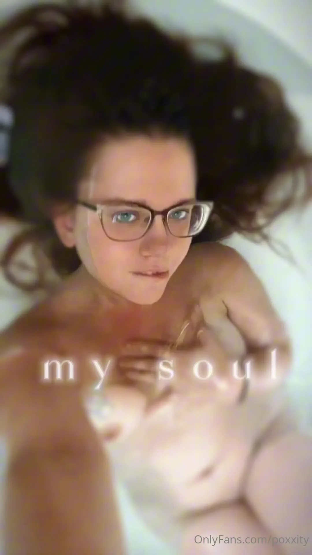 I still be cute tho sick bath soaking 