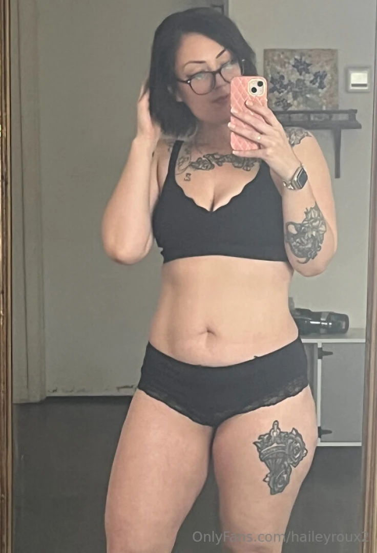 Check out my vip page for spicier content 