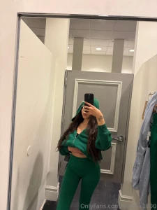 Bust on me like i bust on you ride for me like i ride on you