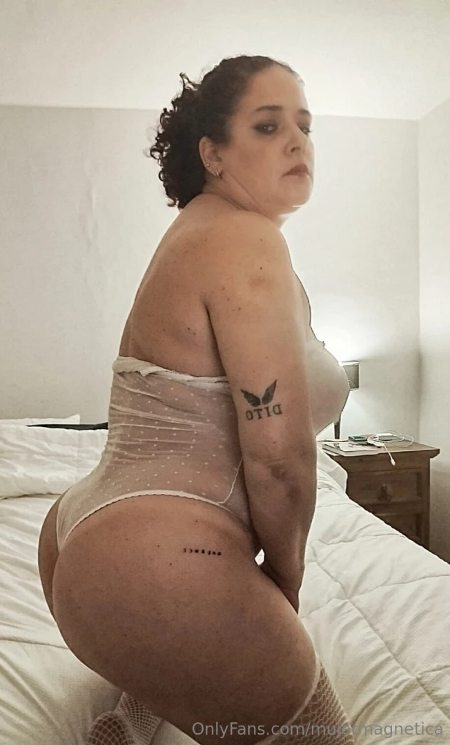 This ass loves to be admired but it loves to be used part 1 