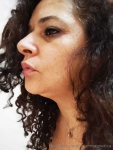 Te levant s me ador s y luego haces lo que yo quiera as empieza tu d a