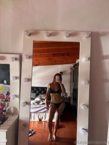 Do you like this fit even tho there is almost not clothes on the