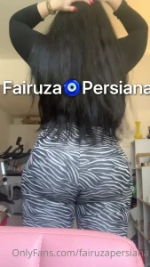 Do you like my leggings do you want me to film in them