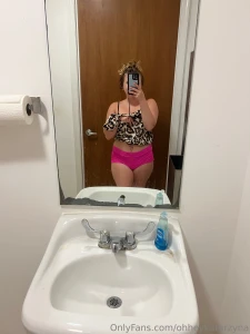 Hot pink is def the theme of the day