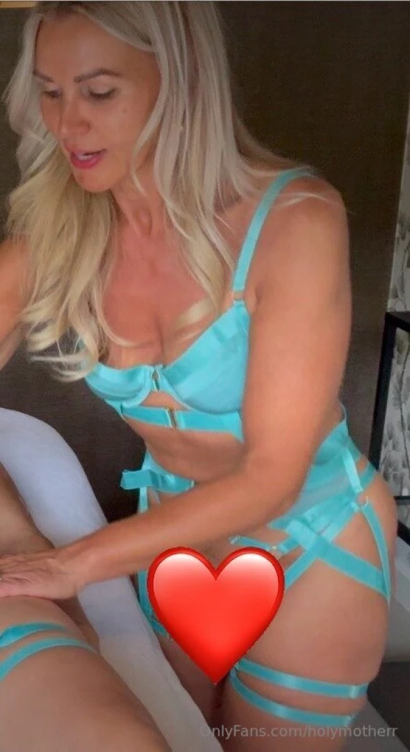 Who is first premiere you want to get suprised write in dm and unwrap 