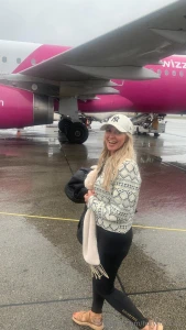 I fly the world for you