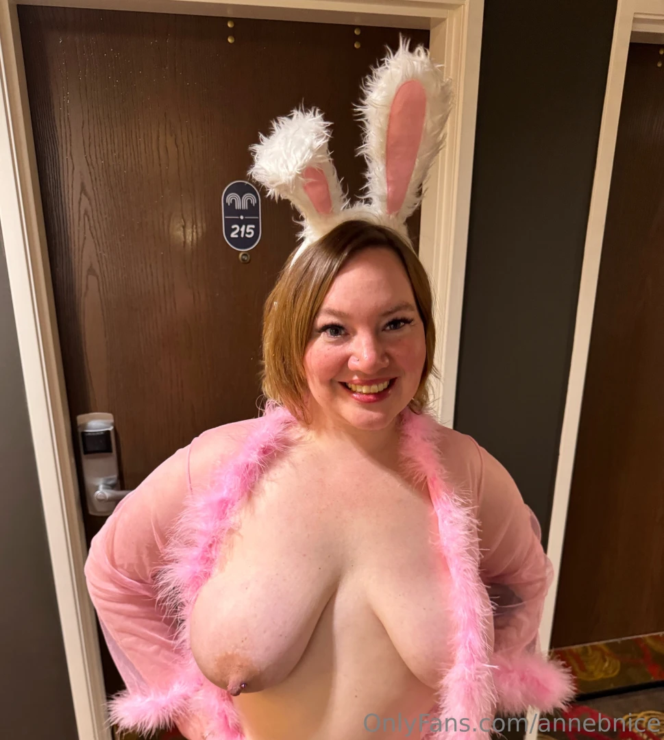 Are you cumming for the easter bunny 