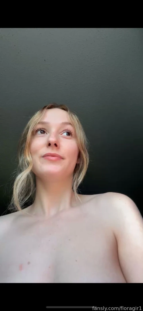 Watch what happens when i m all alone in the middle of the day fyp 