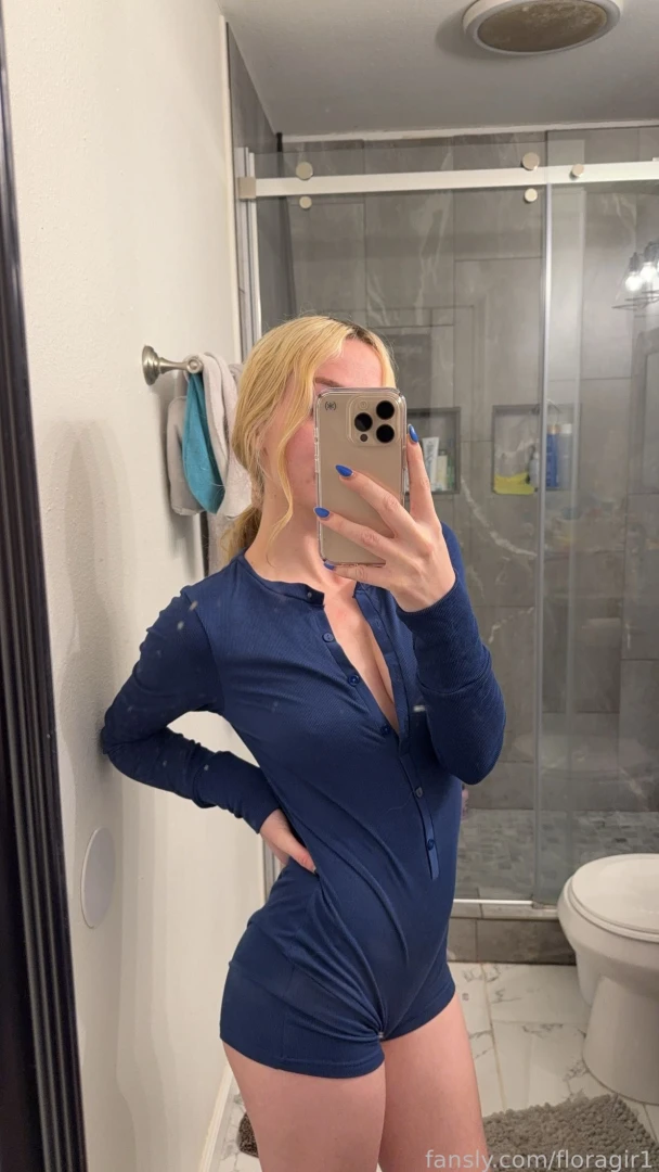 Lmk what you guys think of the fit in the comments gf schoolgirl fyp 