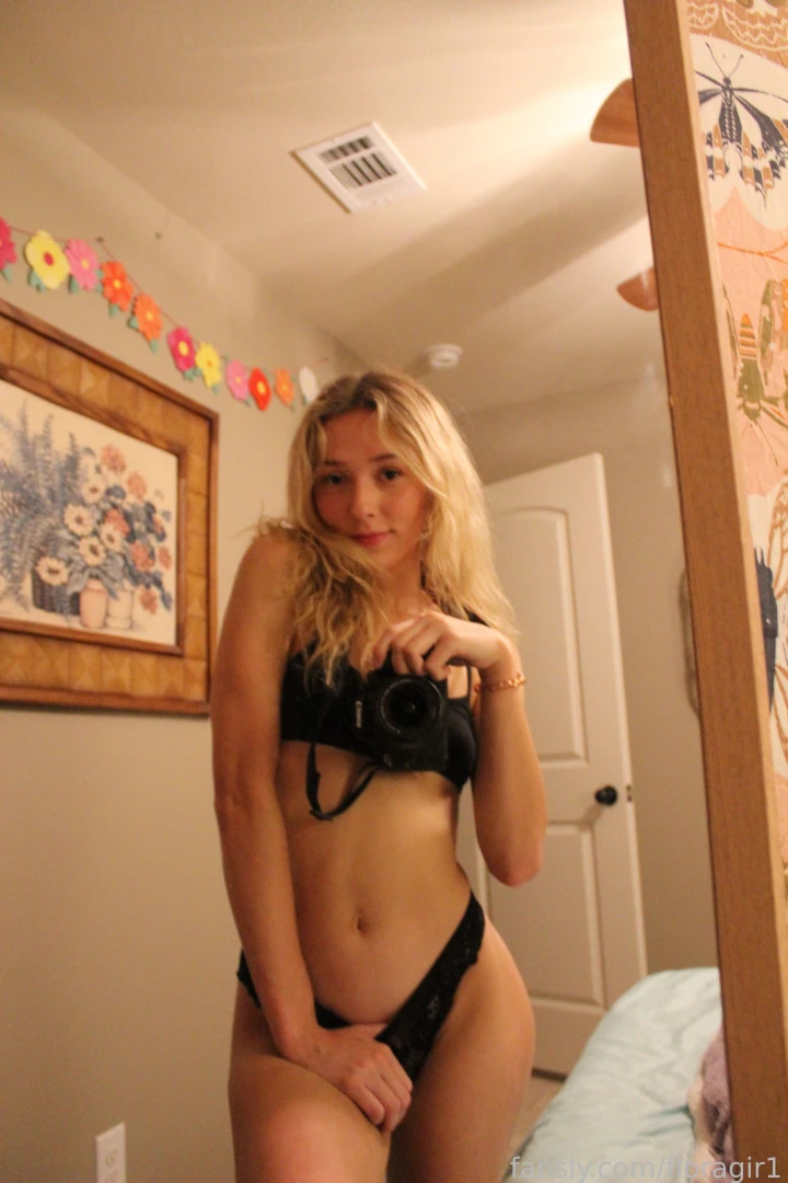 Hi it s me and i just ordered hibachi i can t wait small lingere 