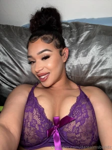 Meet me in our messages i m horny