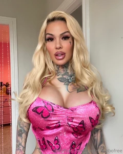 Good morning tip 3 to private message with me you can request custom