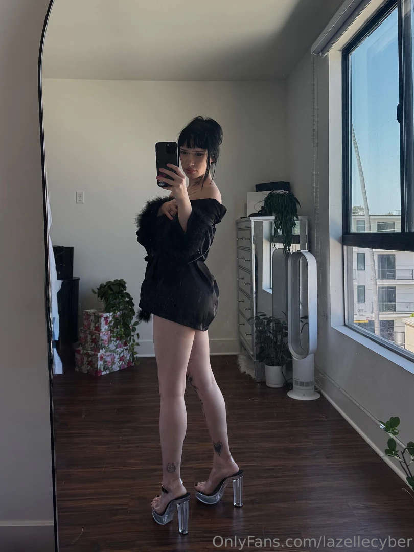 Nothing like starting the day with a little dirty talk 