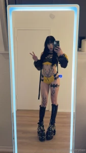 Reminds me of killbill a little bit
