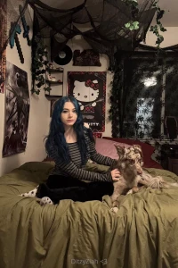 Just two good girls right here hehe lt 3