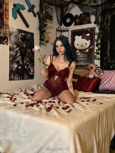 Would you get me roses lt 3