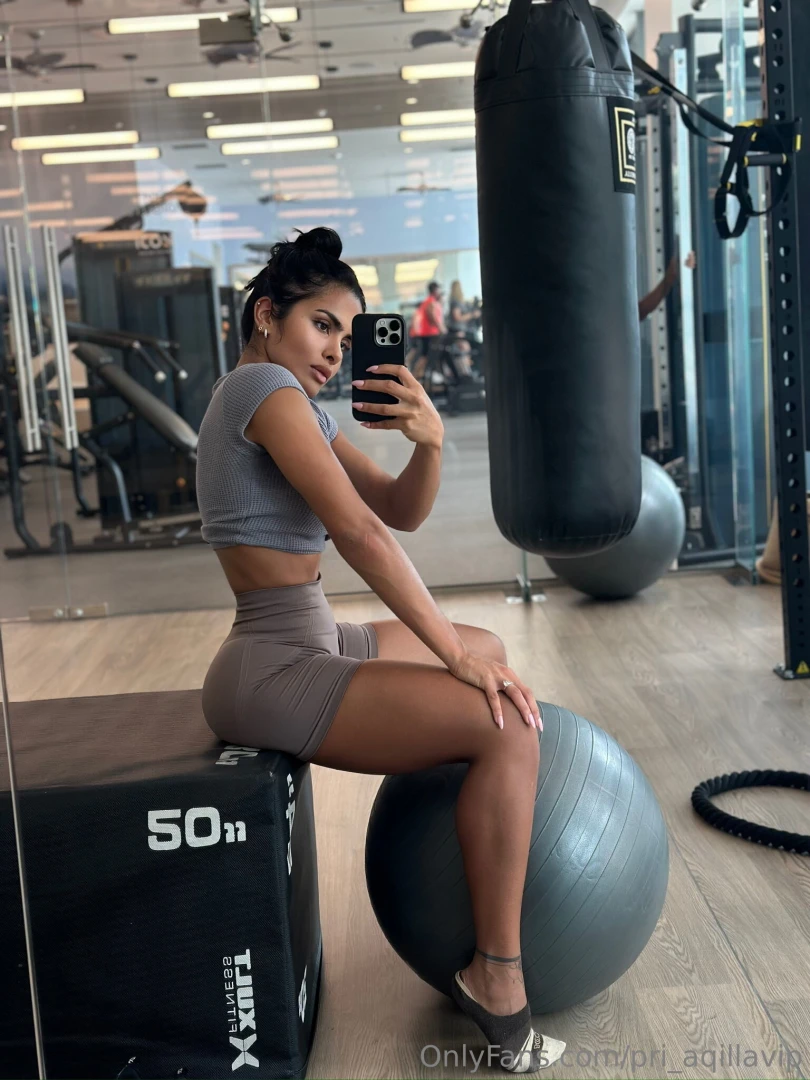 Can i show you how i bounce on it 