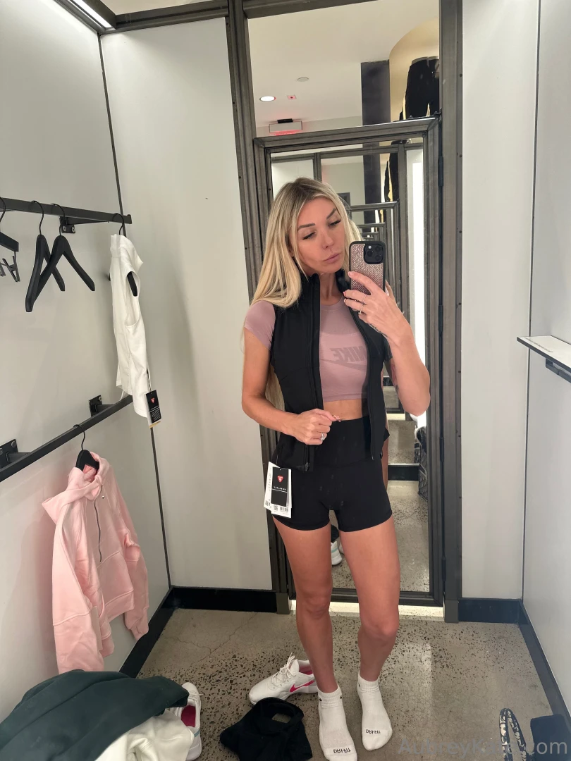 Do you think this jacket goes with my outfit 