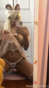 Your bear girlfriend is here