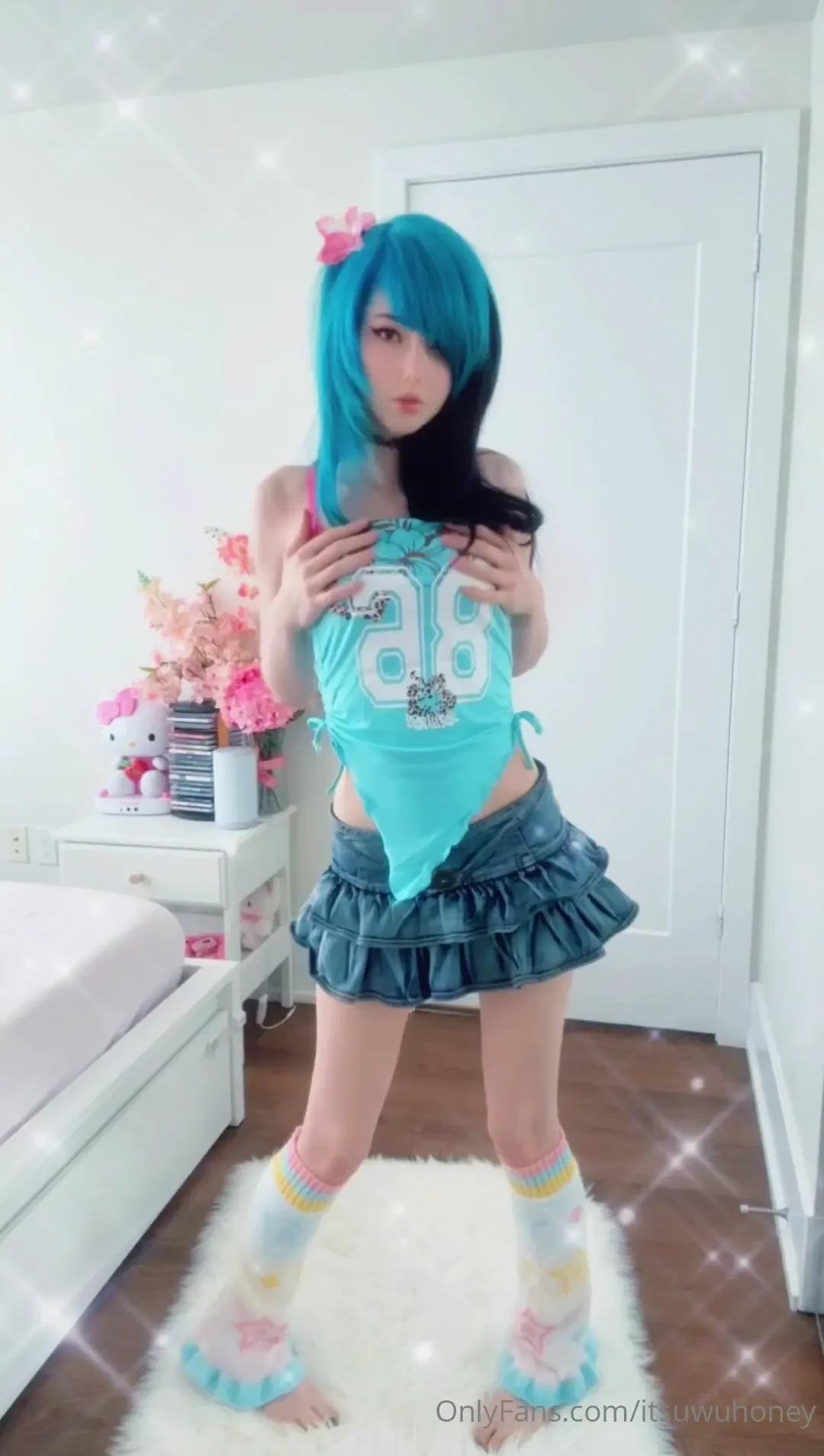 Most of you said you wanted more emo content so i got my hair touched 